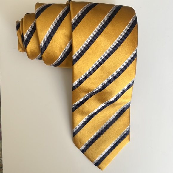 Charles Tyrwhitt Gold, Navy & Gray Italian Made Silk Tie - Picture 2 of 7